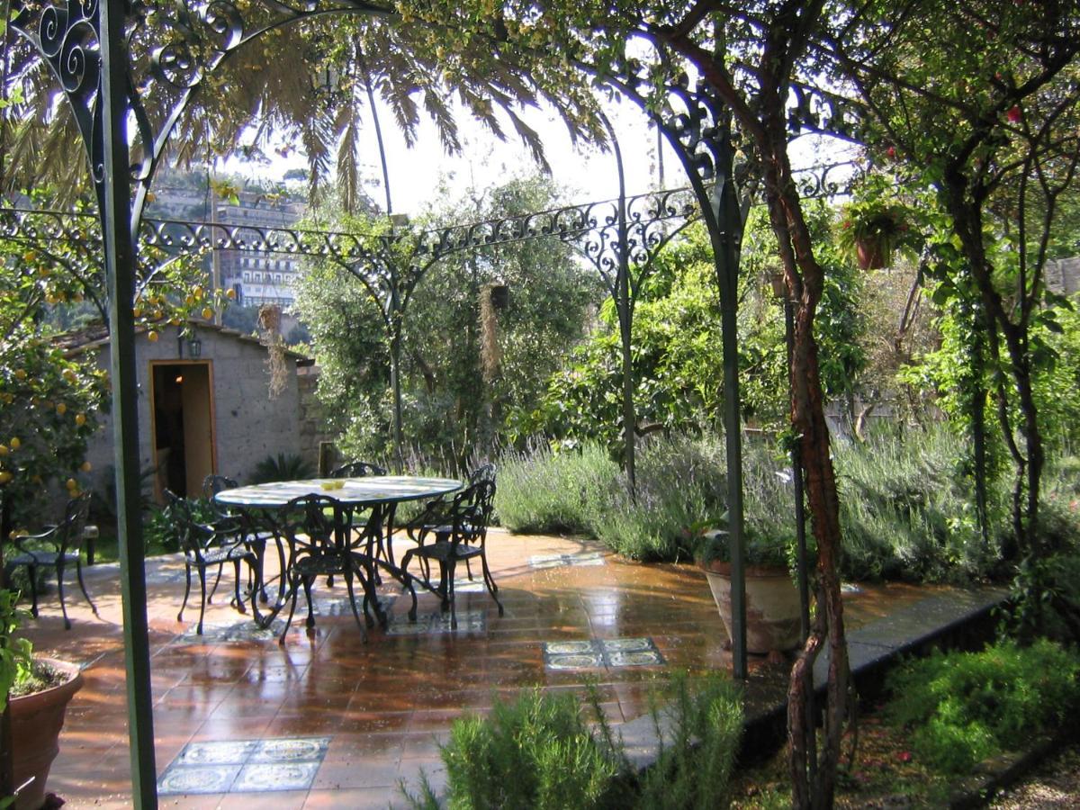 Suite Lidia B&B Sorrento Ngoại thất bức ảnh